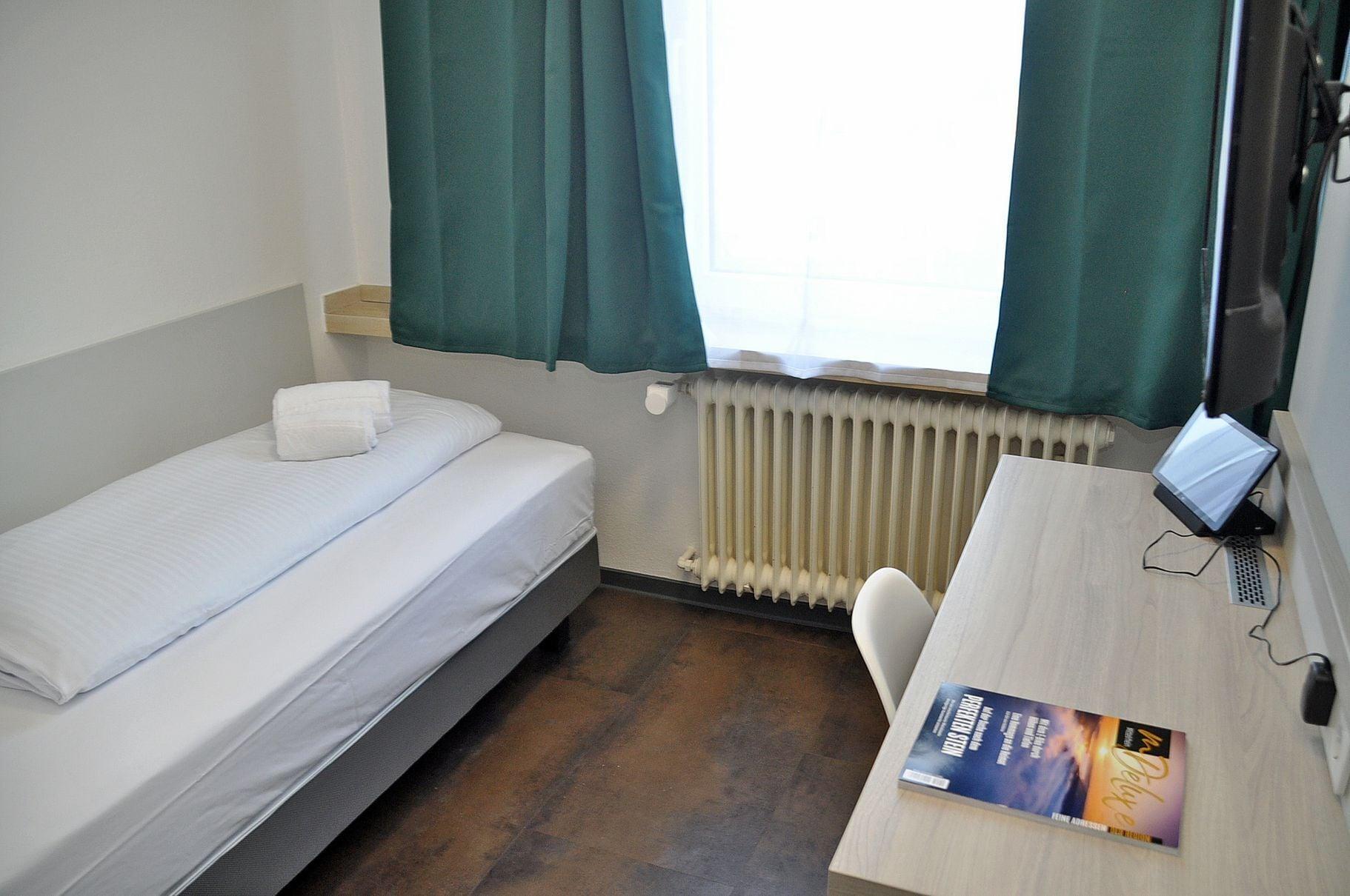 Hotel Am Martinsberg Andernach Exterior foto